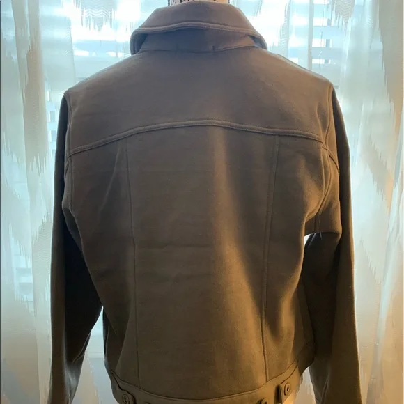 🎉🎉NWT🎉🎉Torrid Gray Shacket 🎉🎉Soft and Comfy!! 🌺 - Picture 6 of 7